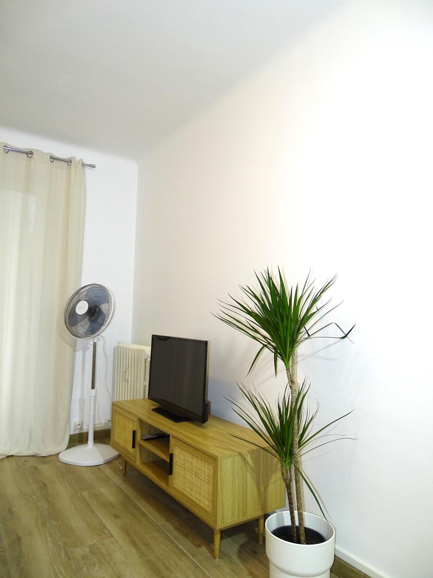 Tilia Jourdan-Studio Cosy Aix Centre-Cours Mirabeau-Parking-Wifi-Smart Tv-Rue Calme Экс-ан-Прованс Экстерьер фото